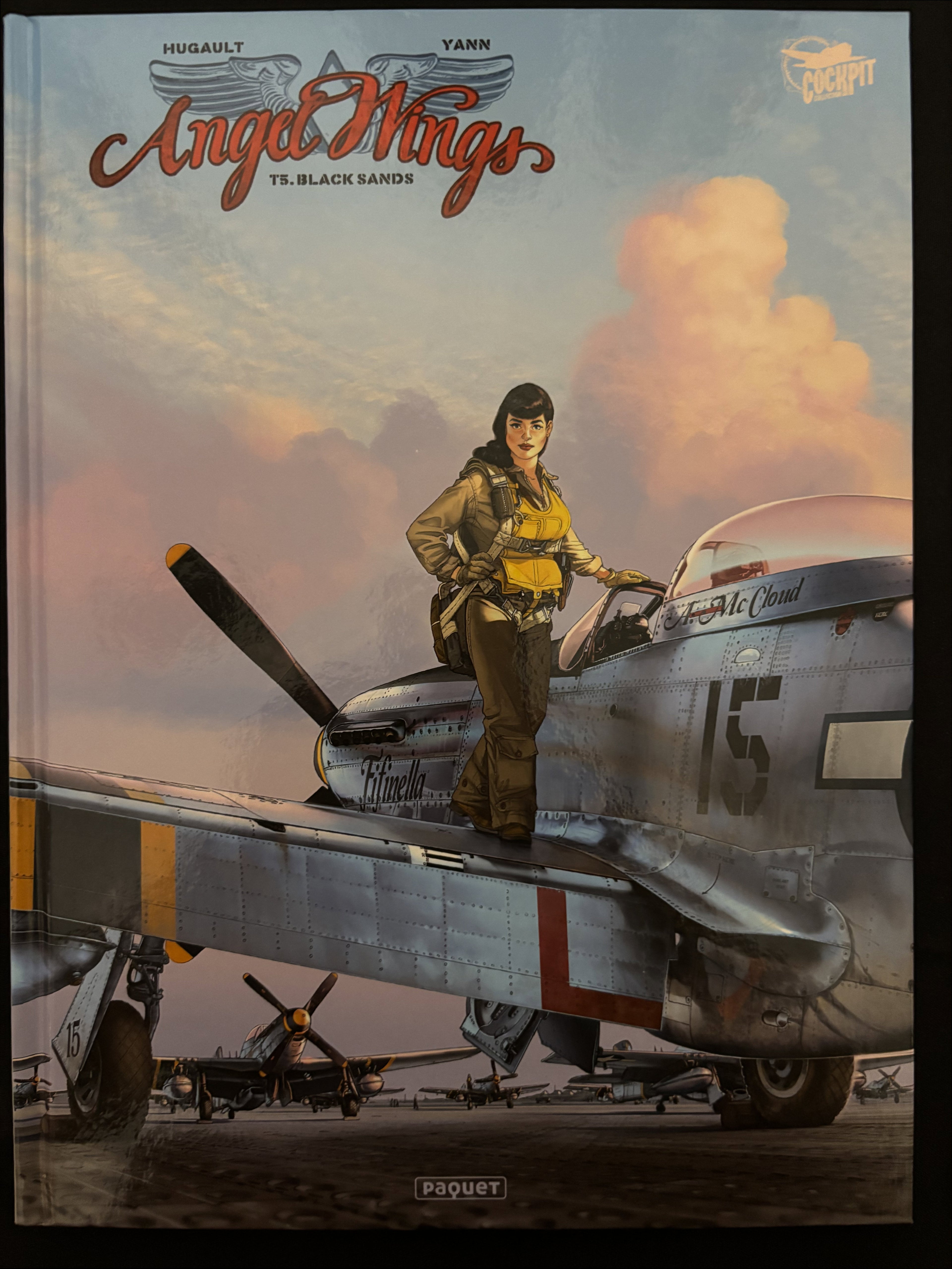 Bd - Collection Cockpit - Angel Wings - Black sands - Tome 5 - Hugault - EO - 2018- TTBE - Paquet