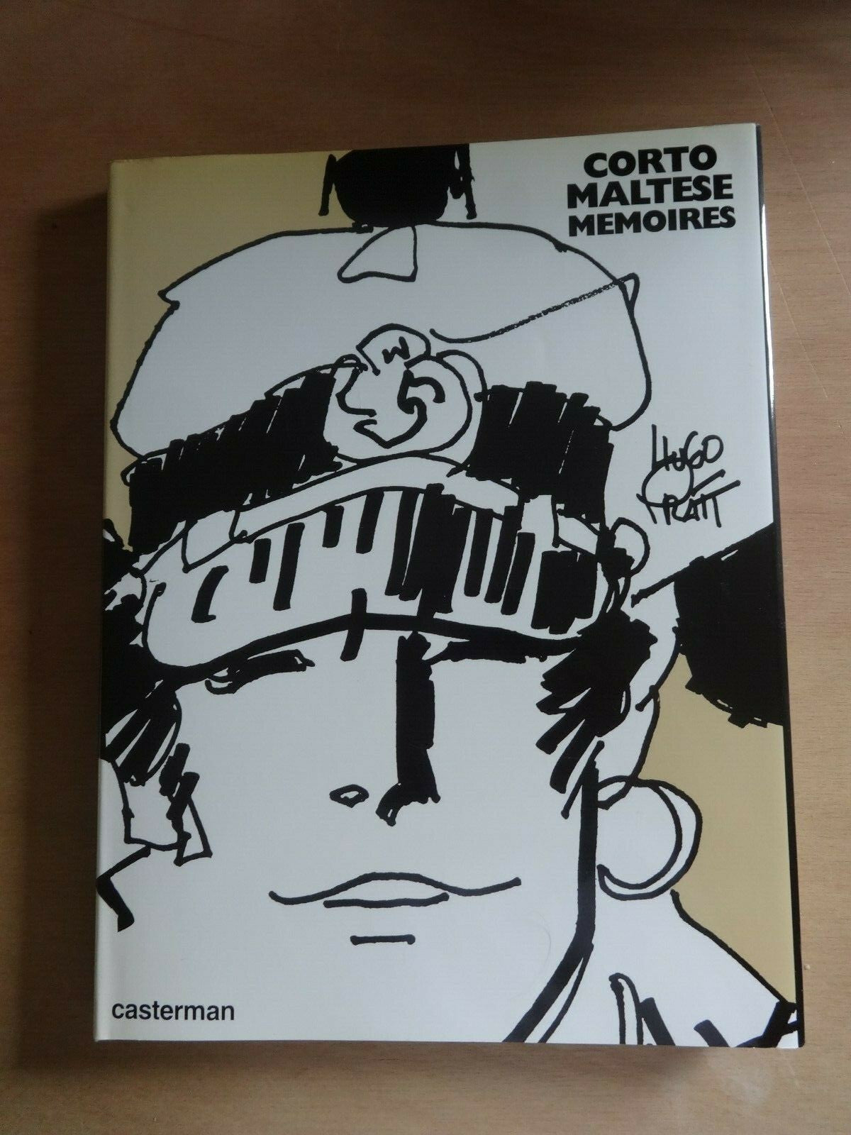 Comic Book Corto Maltese Mémoires - with Dust Jacket - First Edition. 1988 VGC - Hugo Pratt