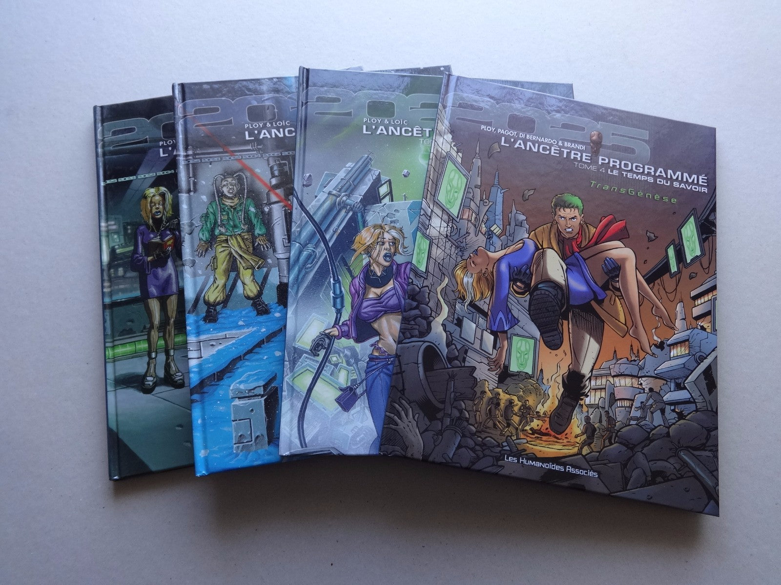 Comics Lot The programmed ancestor - 1st Edition - Nos. 1 to 4 - VGC - Malnati